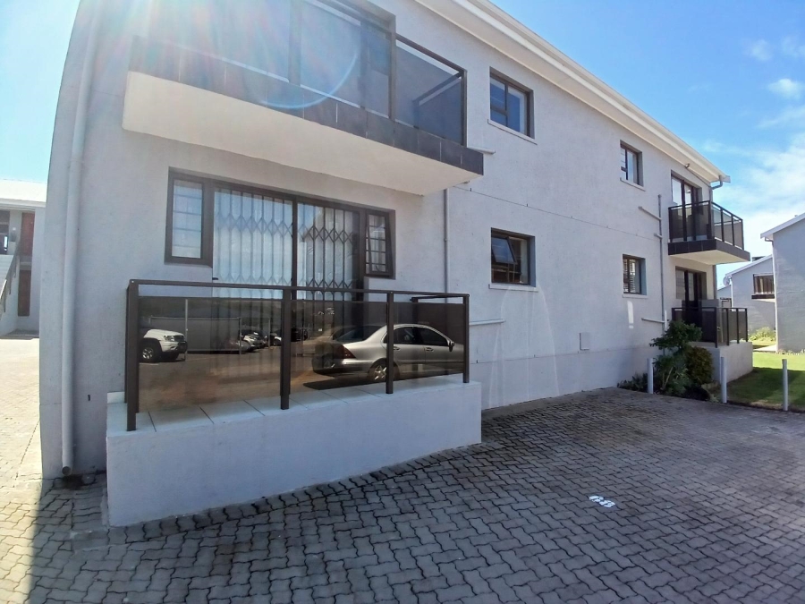 2 Bedroom Property for Sale in Hartenbos Central Western Cape